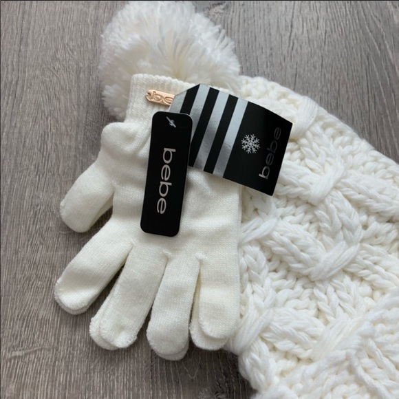 NWT Bebe White Pom-Pom Hat and Gloves Set - Picture 3 of 4